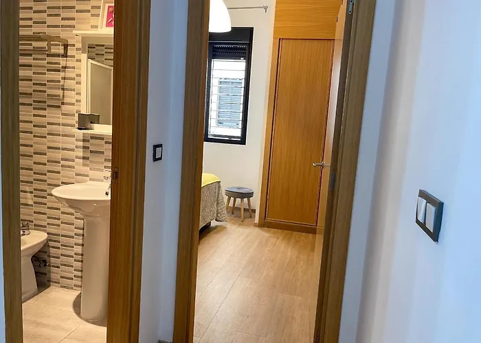 Quiet Apartment In The Heart Of Malaga Pool & Free Parking